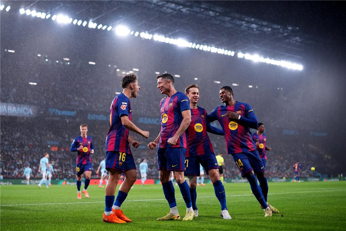 Левандовски щурмува Балайдос и доближава Барселона до Реал Мадрид