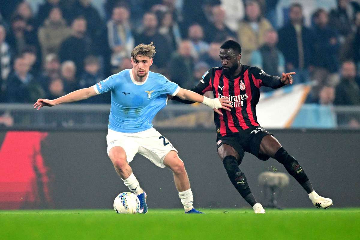 Лотито вече преговаря с клубове от Висшата лига за Тейлър