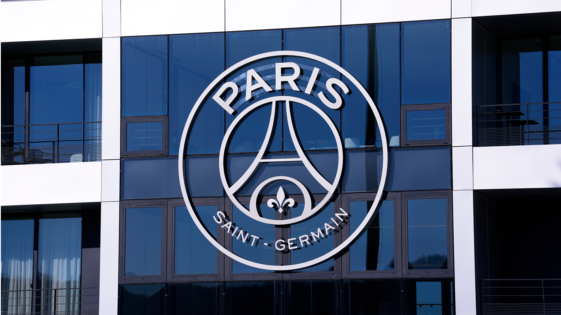 Мач от Лига 1 на ПСЖ е отложен между двата двубоя с Ливърпул в ШЛ