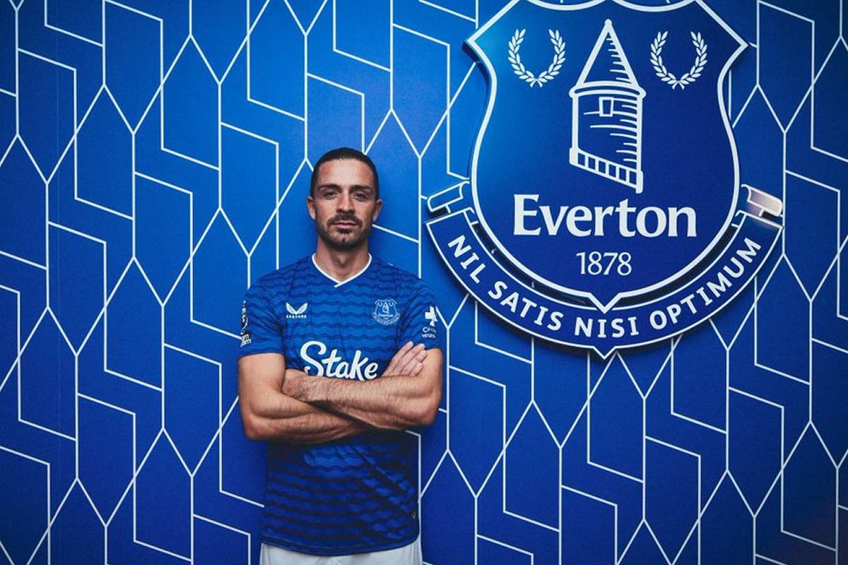 Ръководството на Евертън е все по-уверено, че ще задържи Грийлиш