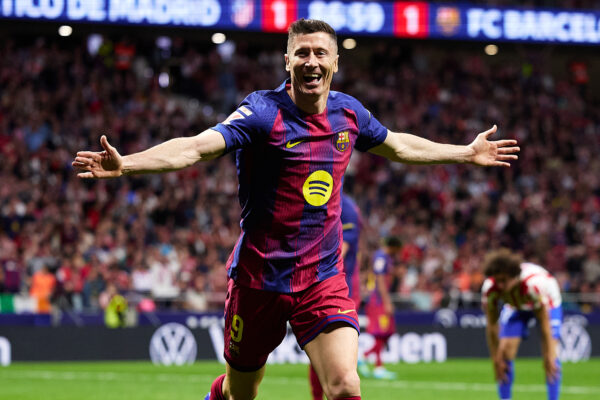 Барса се откъсна в Ла Лига, докато Реал Мадрид се спъна