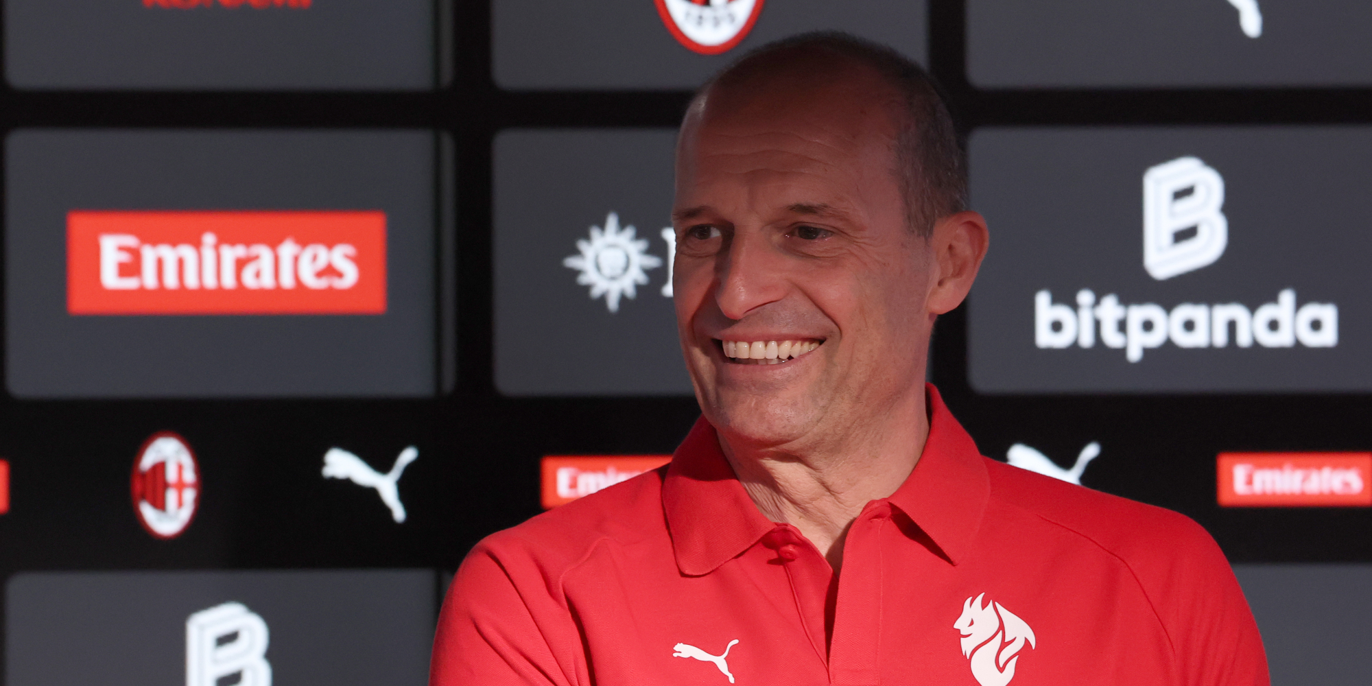 Алегри омаловажава връзките с Италия, докато се фокусира върху Милан и топ четири